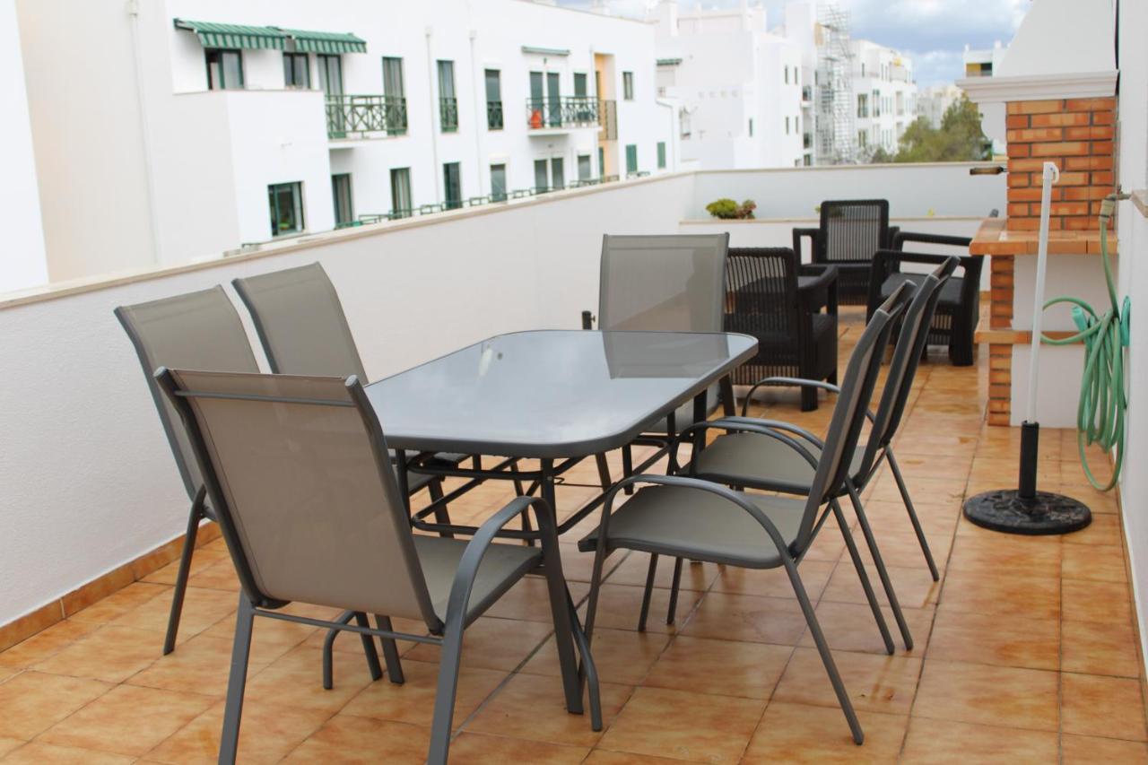 Apartamento Urb. Vila Nova, Lote 5 Armação de Pêra Екстериор снимка