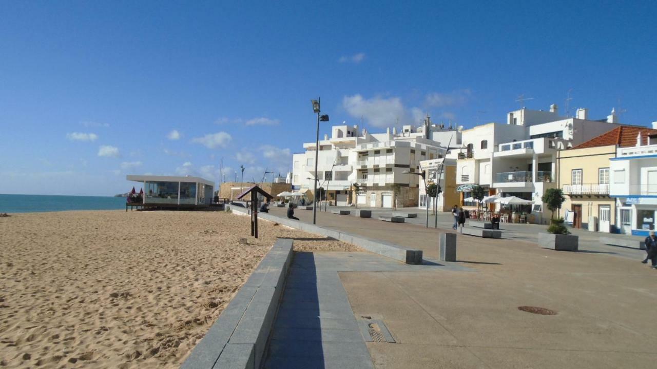 Apartamento Urb. Vila Nova, Lote 5 Armação de Pêra Екстериор снимка