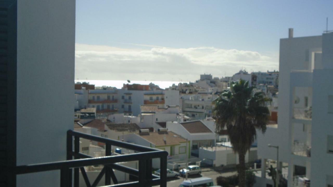 Apartamento Urb. Vila Nova, Lote 5 Armação de Pêra Екстериор снимка