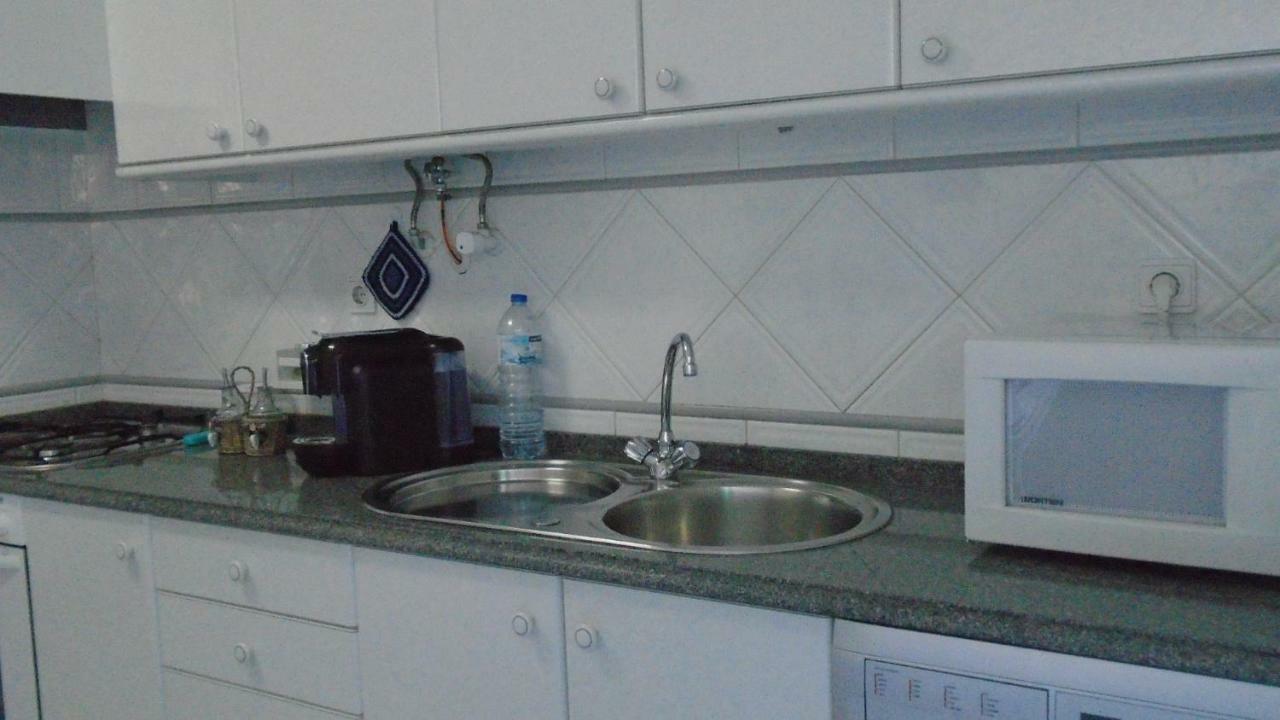 Apartamento Urb. Vila Nova, Lote 5 Armação de Pêra Екстериор снимка